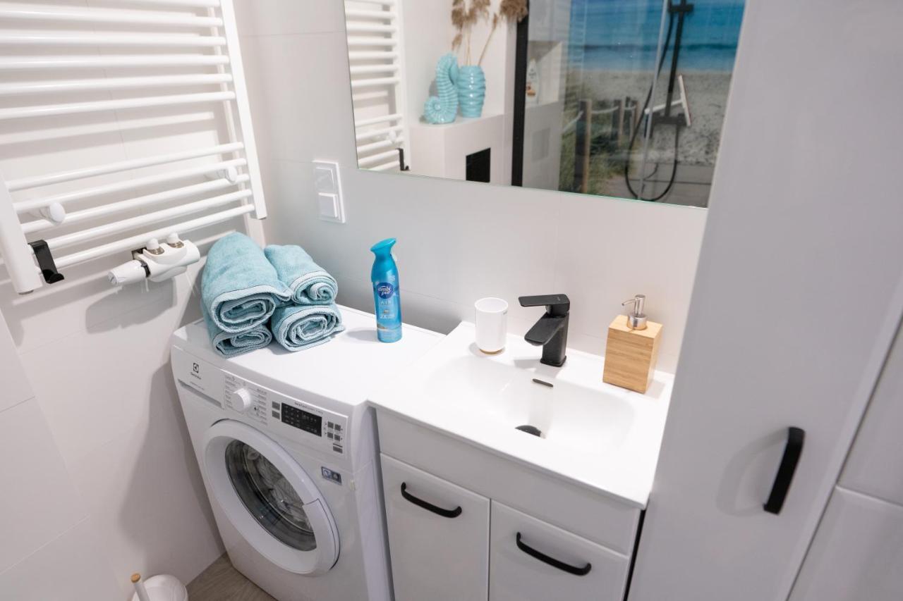 Apartament Pastelove Kolobrzeg Bagian luar foto